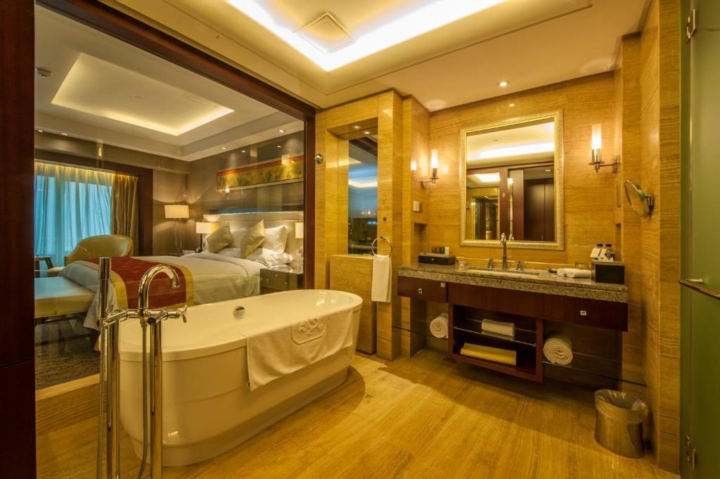 Hebei Hotel Zhongmao Haiyue Hotel สือเจียจวง ภายนอก รูปภาพ