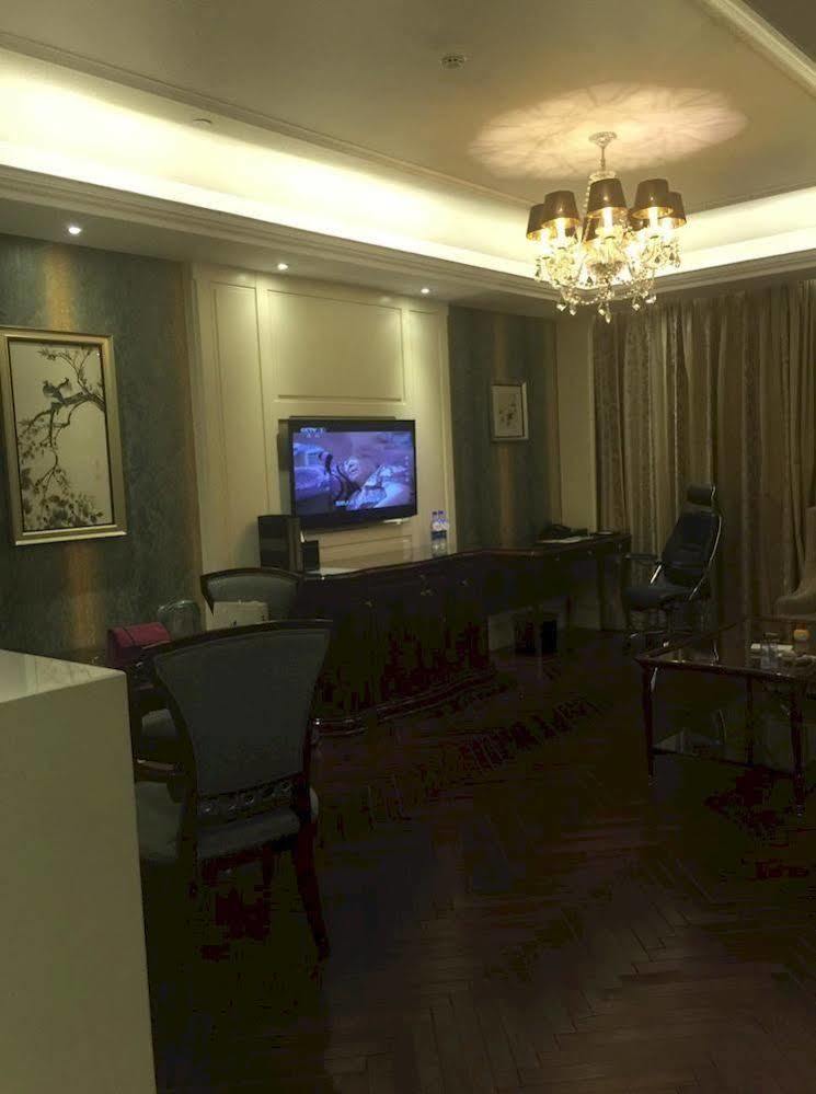 Hebei Hotel Zhongmao Haiyue Hotel สือเจียจวง ภายนอก รูปภาพ