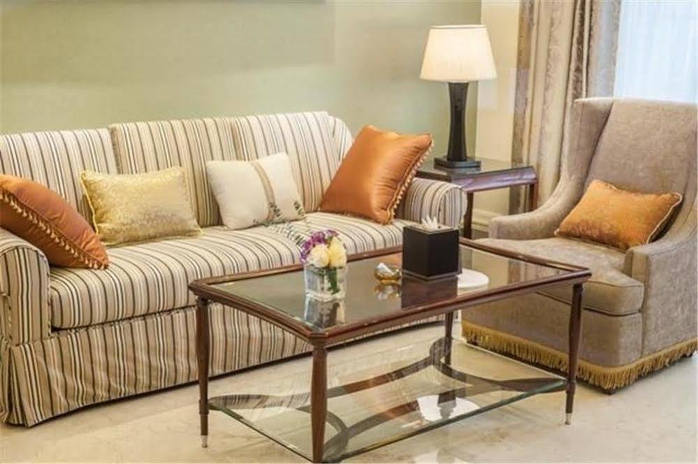Hebei Hotel Zhongmao Haiyue Hotel สือเจียจวง ภายนอก รูปภาพ