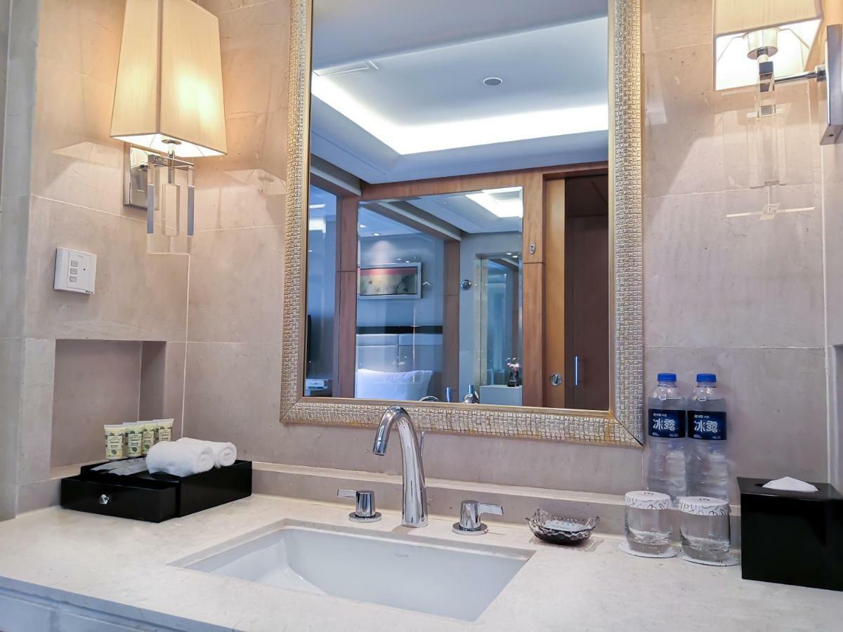 Hebei Hotel Zhongmao Haiyue Hotel สือเจียจวง ภายนอก รูปภาพ